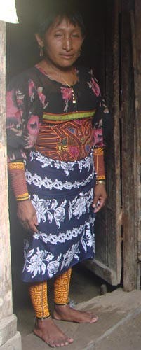 Mormake Tupu  woman with beaded legs and arms © BW Media